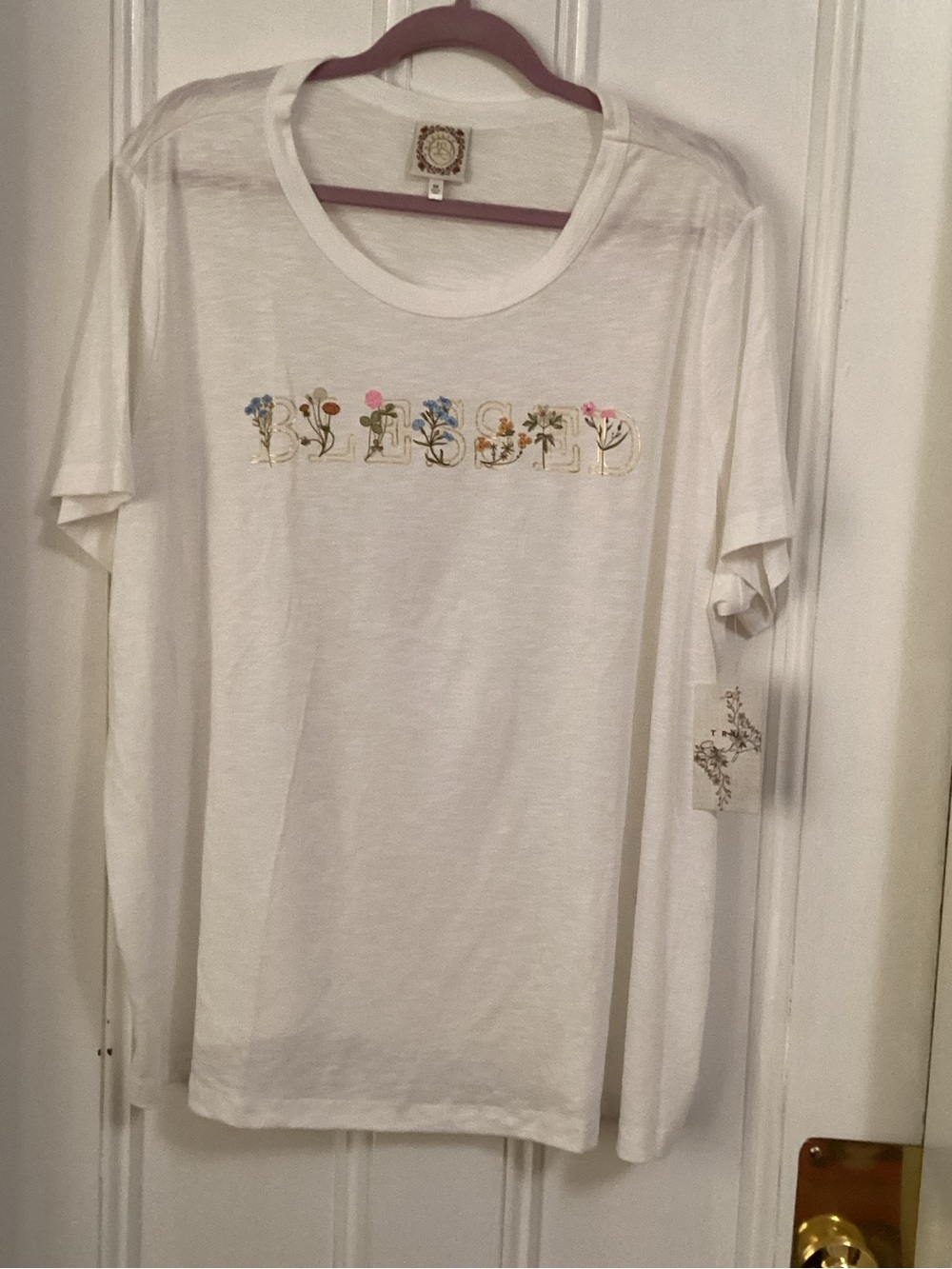 Rafaella White Floral Embroidered Tee